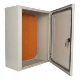 Quadro de Comando 60X50X20cm Com Flange Lukbox - INSTRUFIBER
